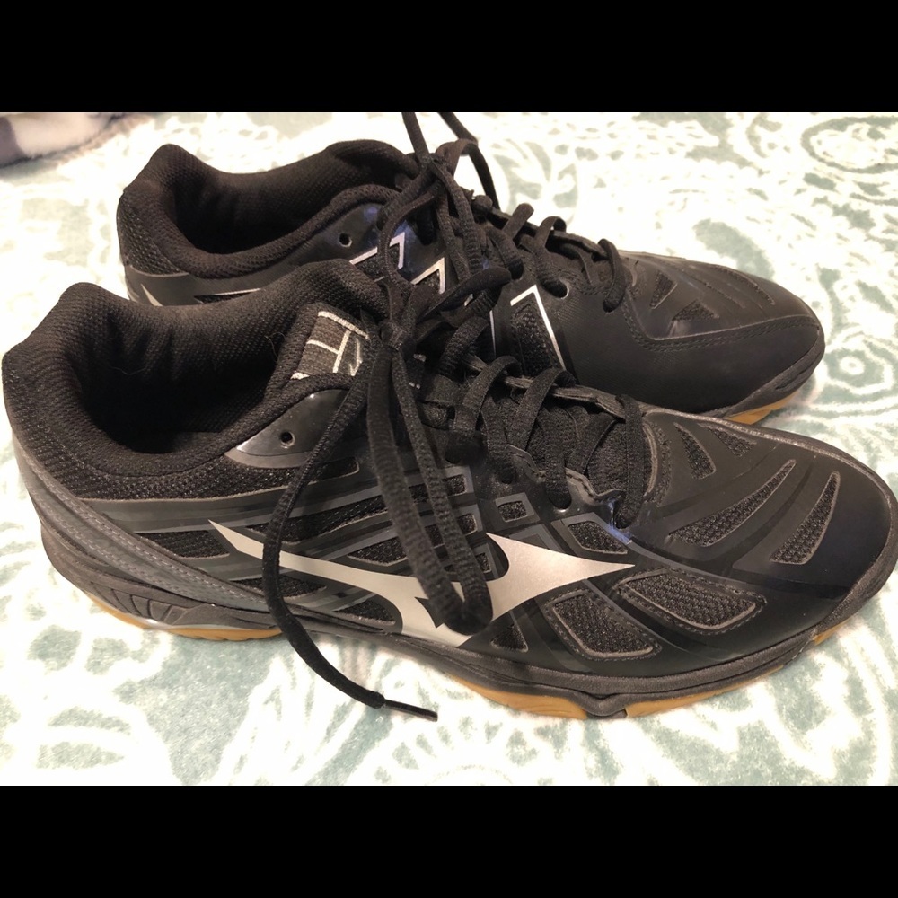 Mizuno Volleyball shoes